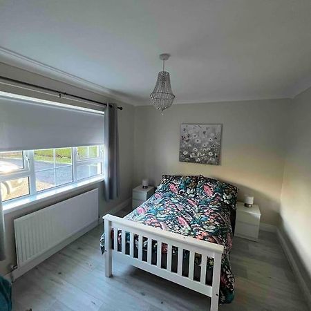 Cosy 4 Bed Bungalow In Quiet Residential Area! Strabane Exterior photo
