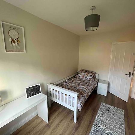 Cosy 4 Bed Bungalow In Quiet Residential Area! Strabane Exterior photo